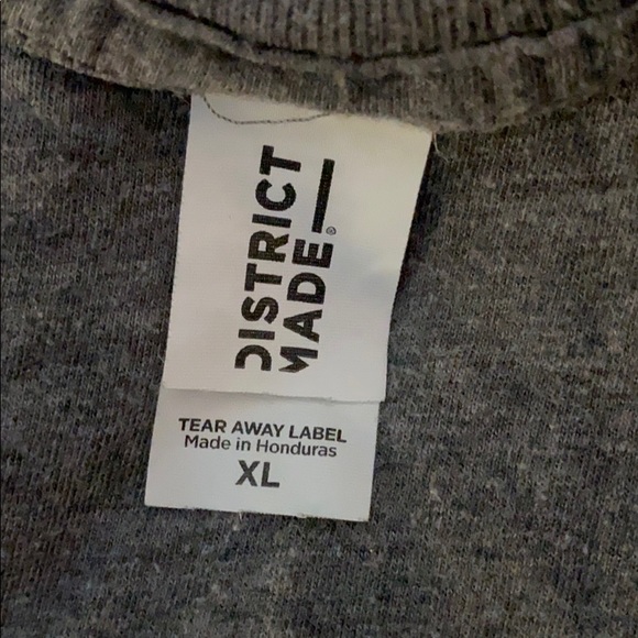 Boss tshirt - Picture 2 of 3